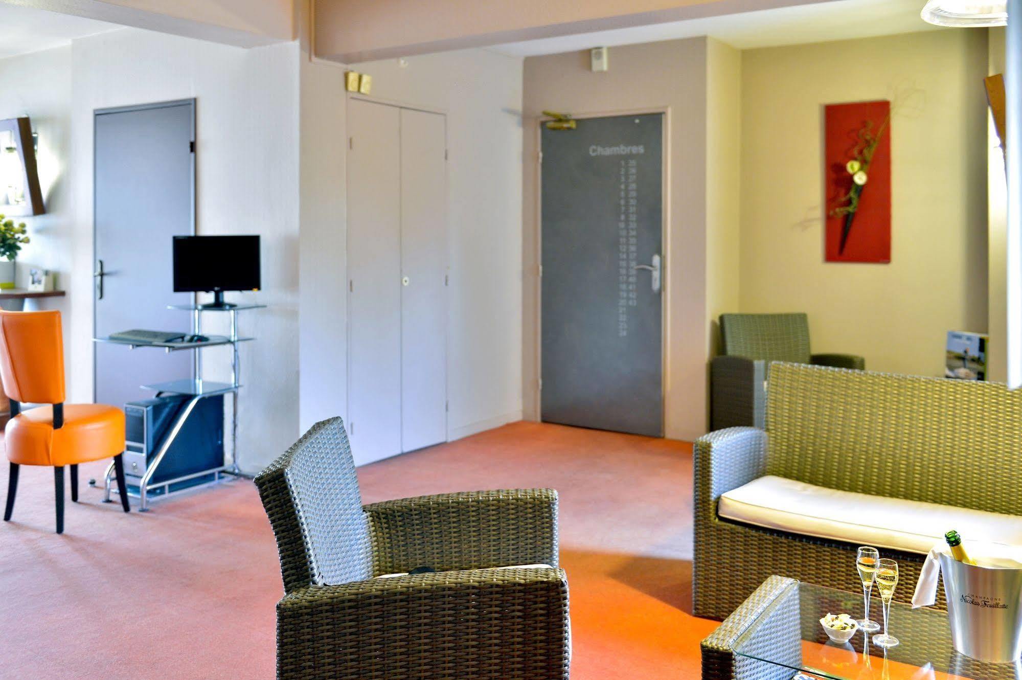 The Originals City, Hotel Le Beaujoire, ナント エクステリア 写真